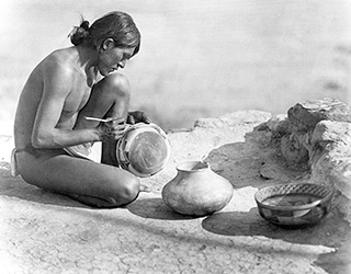 Loinclothed hobby; Obrzek dne - the picture od the day - awa rel - Roland W. Reed, Broken Arrow, Navajo - Hopi