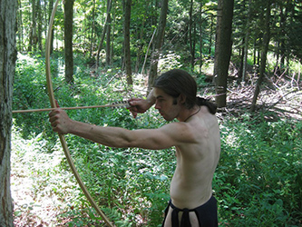 Loinclothed hobby; Obrzek dne - the picture od the day - awa rel - Loinclothed archer in native indian style<