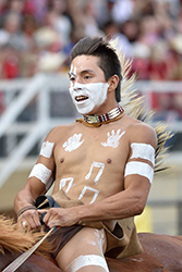 Loinclothed hobby; Obrzek dne - the picture od the day - awa rel - Photo by Roy Merry, Indian-Relay Races 2014<