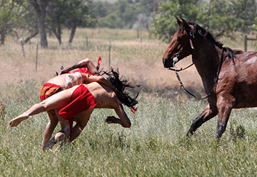 Loinclothed hobby; Obrzek dne - the picture od the day - awa rel - Little Bighorn re-enactment, 2016