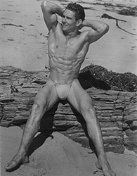 Loinclothed hobby; Obrzek dne - the picture od the day - awa rel - Photographed by the Athletic Model Guild, Leonard Chambers