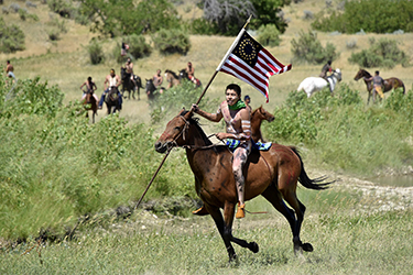 Loinclothed hobby; Obrzek dne - the picture od the day - awa rel - Little Bighorn reenactment 2016, Garryowen Montana 