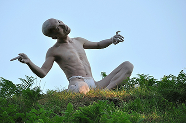 Loinclothed hobby; Obrzek dne - the picture od the day - awa rel - Balade But - 2012,  Cairn de Gavrinis, Larmor Baden, Gyohei Zaitsu