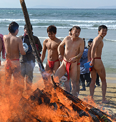 Loinclothed hobby; Obrzek dne - the picture od the day - awa rel -  Akafun - red loincloth