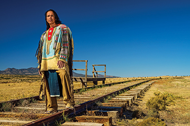 Loinclothed hobby; Obrzek dne - the picture od the day - awa rel - Michael Greyeyes, movie, Woman Walks Ahead