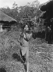 Loinclothed hobby; Obrzek dne - the picture od the day - awa rel - Indian noanam-choc, Colombia, 1927