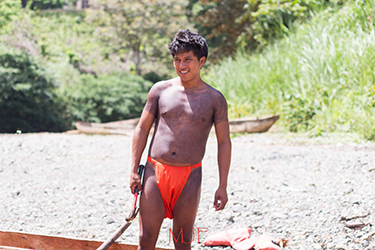 Loinclothed hobby; Obrzek dne - the picture od the day - awa rel - Journey to the Embera, Photo by: Matthew J. Foglino, a teacher, historian and photographer living in the Bronx, NY