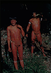 Loinclothed hobby; Obrzek dne - the picture od the day - awa rel -  Wai Wai expedition Fonyuwe and Ulofuklia and painted up