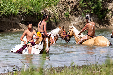 Loinclothed hobby; Obrzek dne - the picture od the day - awa rel -  Realbird Custer Battlefield Reenactment 2021, Eaglesix Photography by Robert Six 