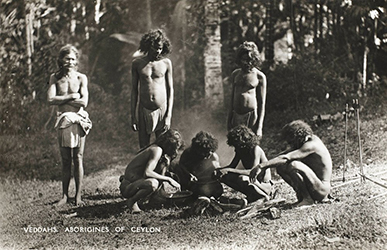 Loinclothed hobby; Obrzek dne - the picture od the day - awa rel - Veddahs, aborigines of Ceylon