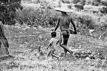 Loinclothed hobby; Obrzek dne - the picture od the day - awa rel - The Aeta People