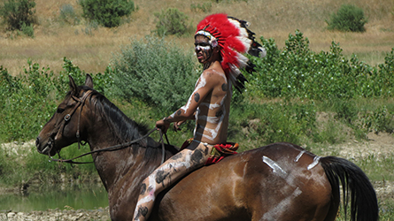 Loinclothed hobby; Obrzek dne - the picture od the day - awa rel - Little Bighorn Battle Reenactment