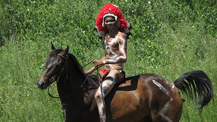 Loinclothed hobby; Obrzek dne - the picture od the day - awa rel - Little Bighorn Battle Reenactment