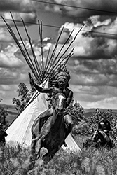 Loinclothed hobby; Obrzek dne - the picture od the day - awa rel - Battle of Little Bighorn reenactment ~ photo by Chris Schroeder 