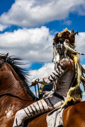 Loinclothed hobby; Obrzek dne - the picture od the day - awa rel - Battle of Little Bighorn reenactment ~ photo by Chris Schroeder 