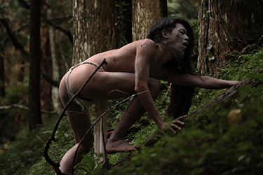 Loinclothed hobby; Obrzek dne - the picture od the day - awa rel - Butoh dancer (aka savage in the forest) 2/8