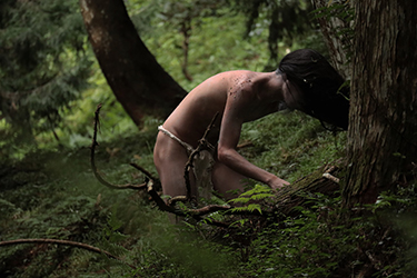 Loinclothed hobby; Obrzek dne - the picture od the day - awa rel - Butoh dancer (aka savage in the forest) 3/8