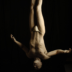 Loinclothed hobby; Obrzek dne - the picture od the day - awa rel - Butoh style, upside-down