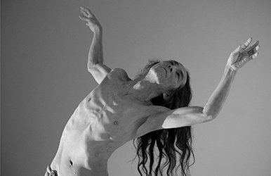 Loinclothed hobby; Obrzek dne - the picture od the day - awa rel - butoh, Atsushi Takenouchi