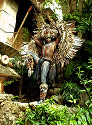 Loinclothed hobby; Obrzek dne - the picture od the day - awa rel -  Xcaret  - photo by Alejandra