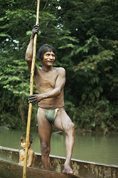 Loinclothed hobby; Obr�zek dne - the picture od the day - �awa rel -   Hombre embera con un nino en una canoa 