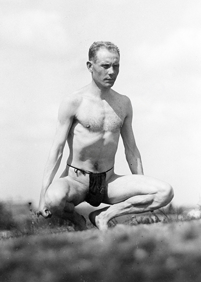 Paavo Nurmi, string loincloth