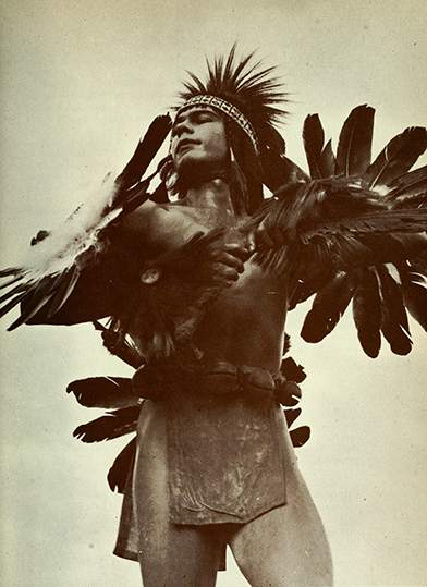 Dances and stories of the American Indian,  Bernard Sterling Mason, Photos by:</FONT> Paul Boris (and others), New York, A.S. Barnes and Co, 1944<